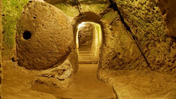 مدينة الجن تحت الأرض Kaymaklı Underground City