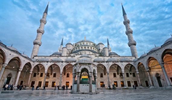 Sultan Ahmad Mosque