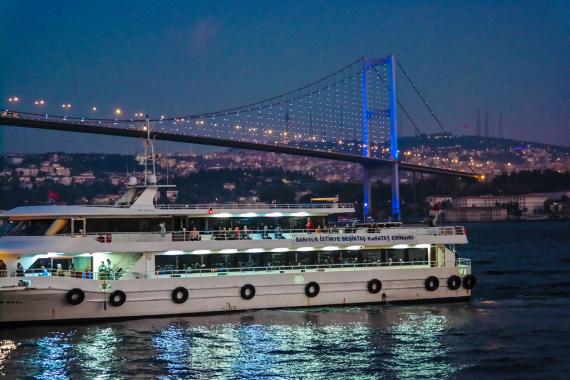 Tour and Cruise of Istanbul and the Bosphorus