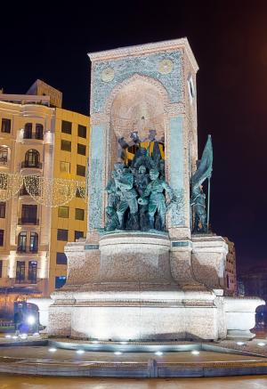 Taksim Square 