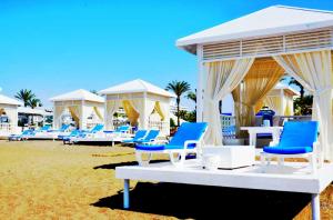 TITANIC BEACH HOTEL LARA