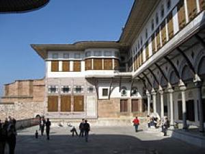 TOPKABI PALACE