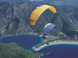 SKYDIVING KEMER