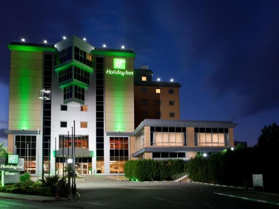 HOLIDAY INN